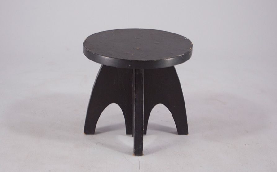 Foto Art Deco Black Wooden Mini Stool France 1935