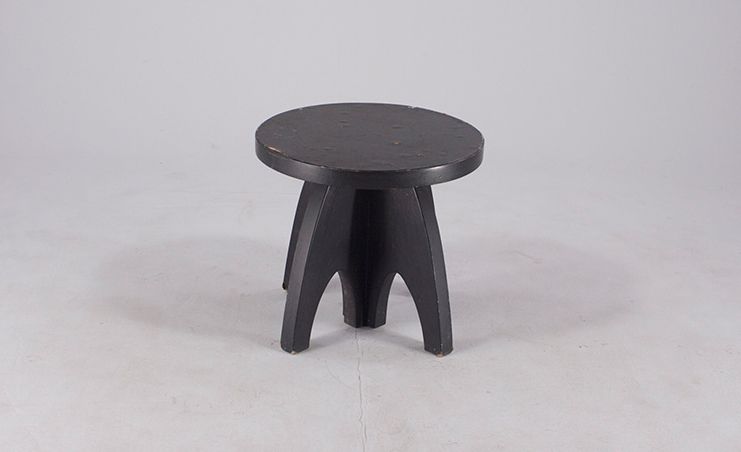 Foto Art Deco Black Wooden Mini Stool France 1935