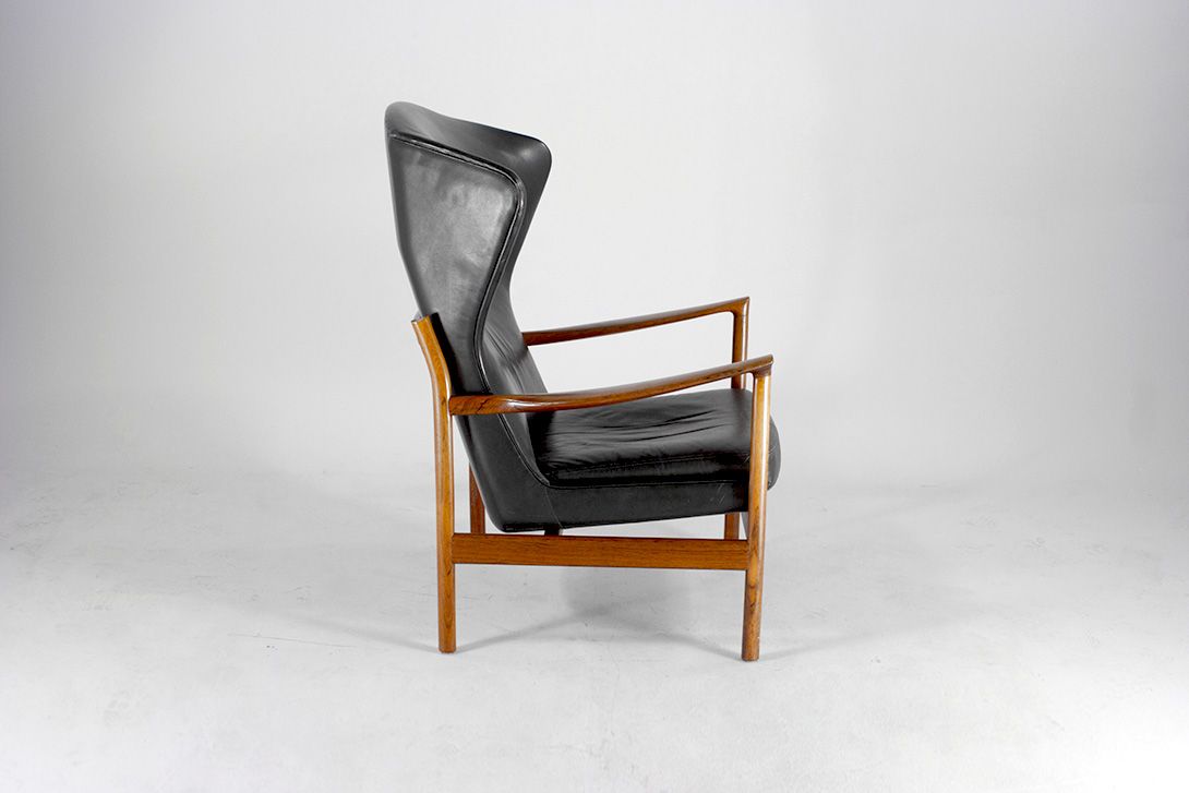 Foto Seaweed Black-Green Leather Lounge Armchair Denmark 1956