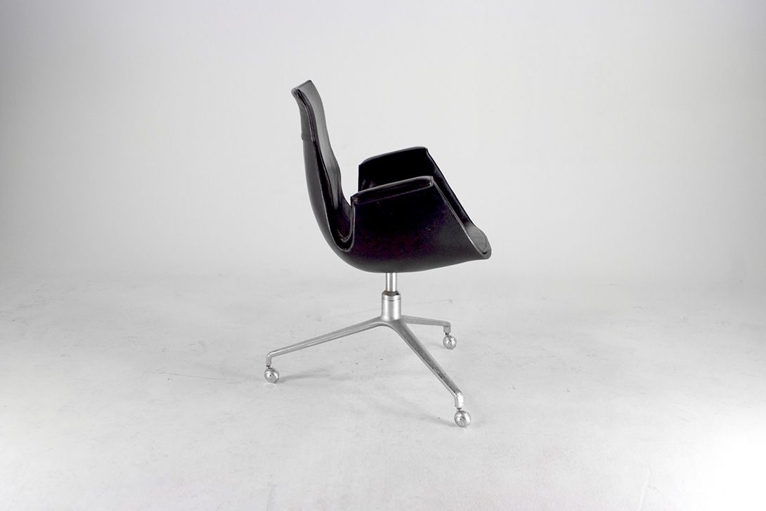 Foto FK 6725 Tulip Chair by Preben Fabricius &#038; Jørgen Kastholm for Kill International black //