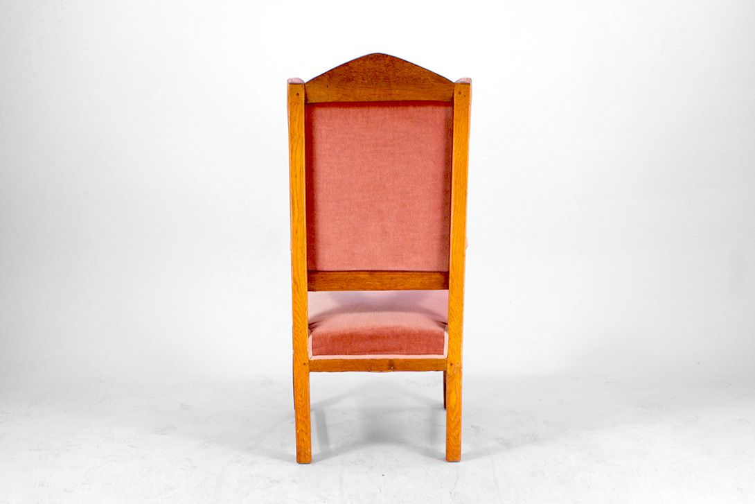 Foto Deep Peach Velvety Armchair