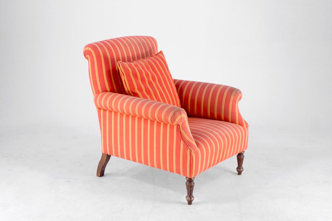Foto Old Striped Warm Toned Armchair h87x80x90
