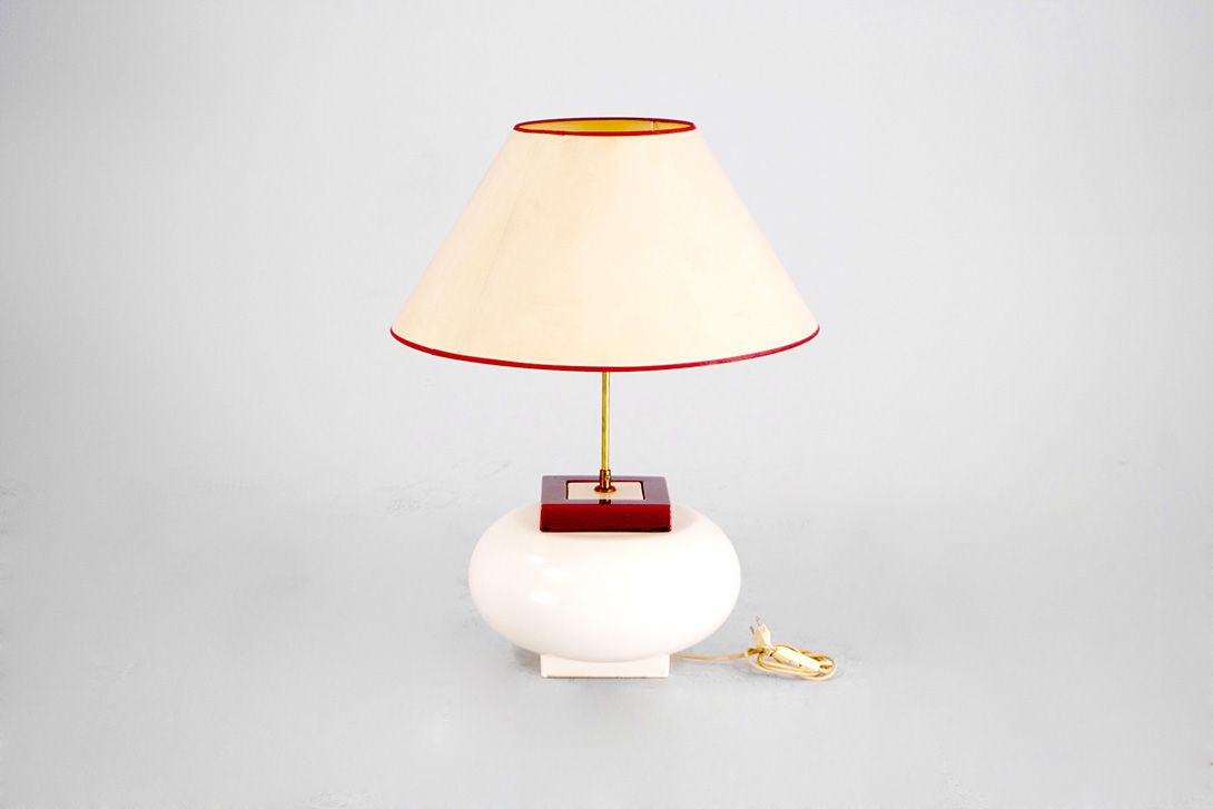 Foto White Base Nightstand Lamp h80