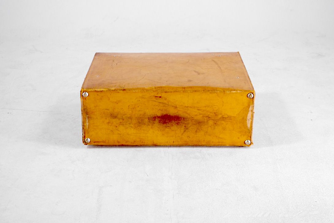 Foto Old Leather Caramel Suitcase