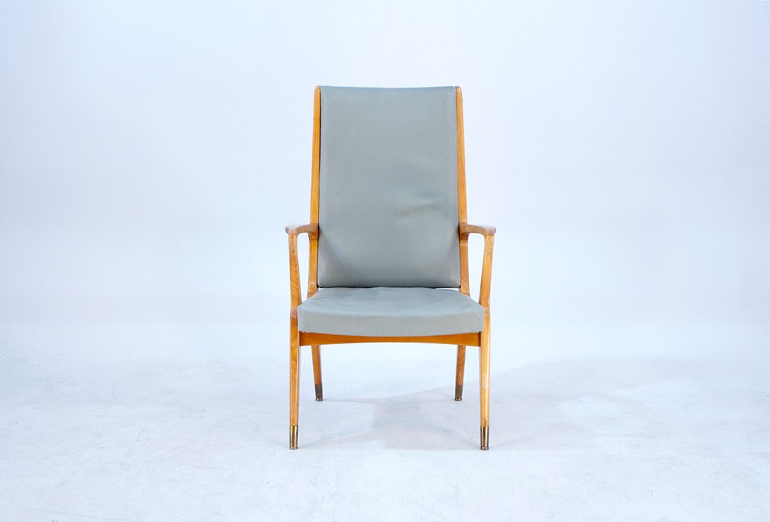 Foto Wooden Armchair with Leather Backrest/Seat Germany 1956