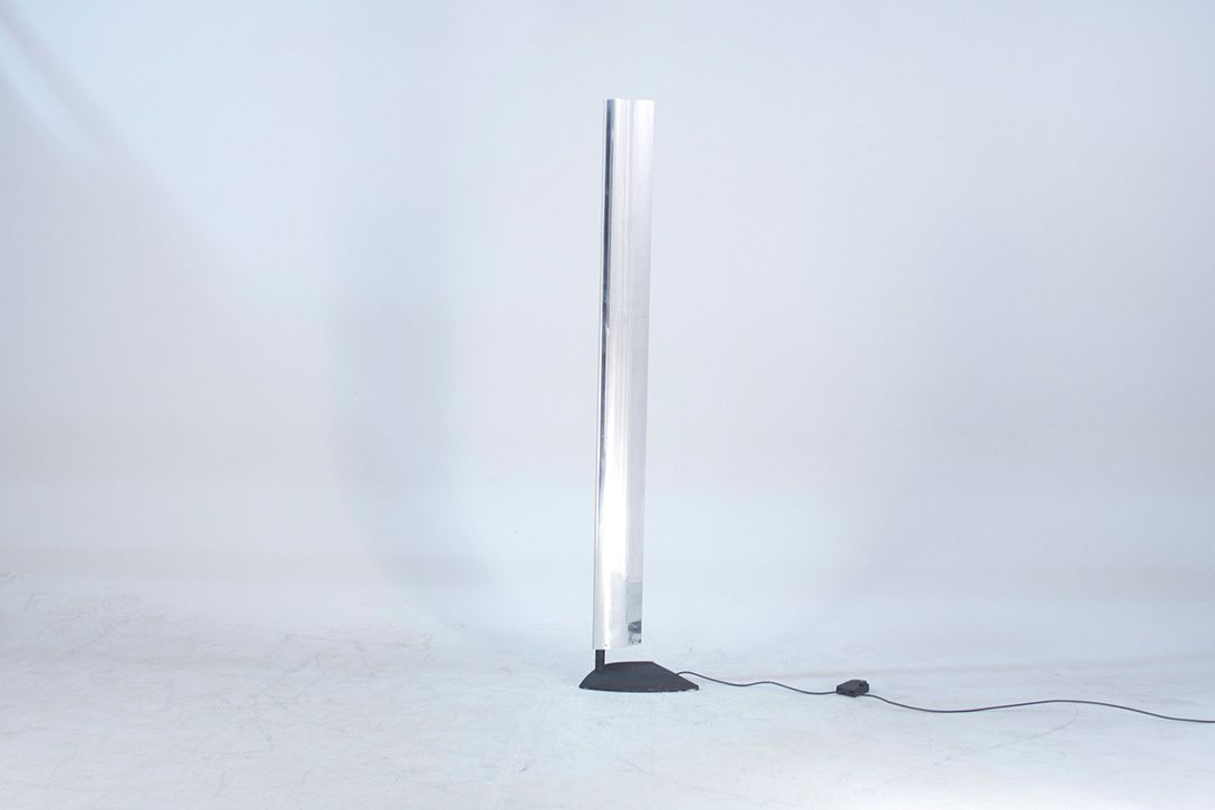 Foto Metal Mirror Floor Lamp Memphis Germany 1983 h198 B1