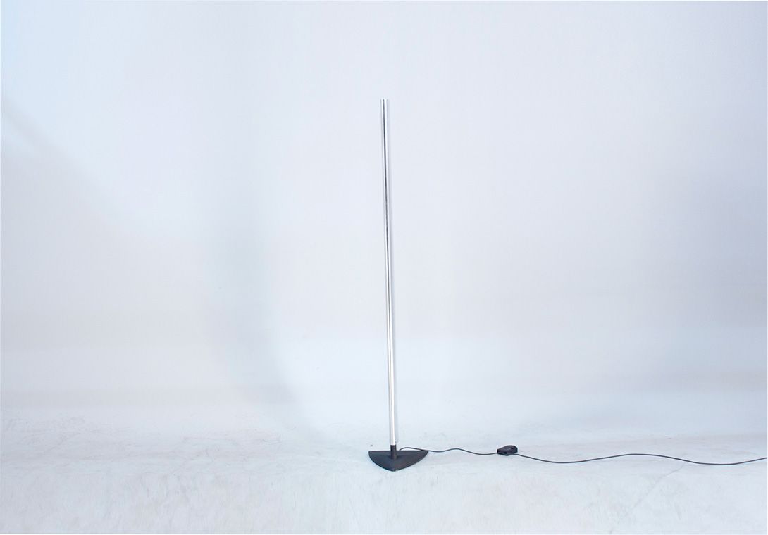 Foto Metal Mirror Floor Lamp Memphis Germany 1983 h198 B1