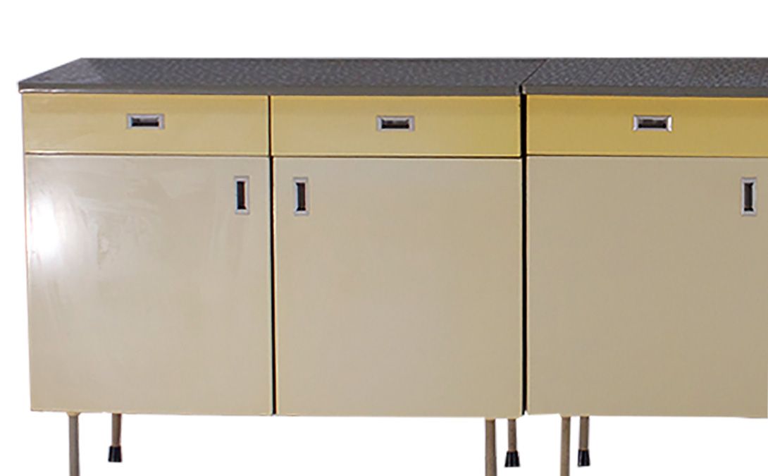 Foto Yellow Wooden Kitchen