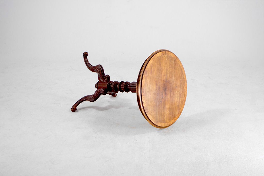 Foto Wooden Rustic Side Table Berlin 1890 h70x45