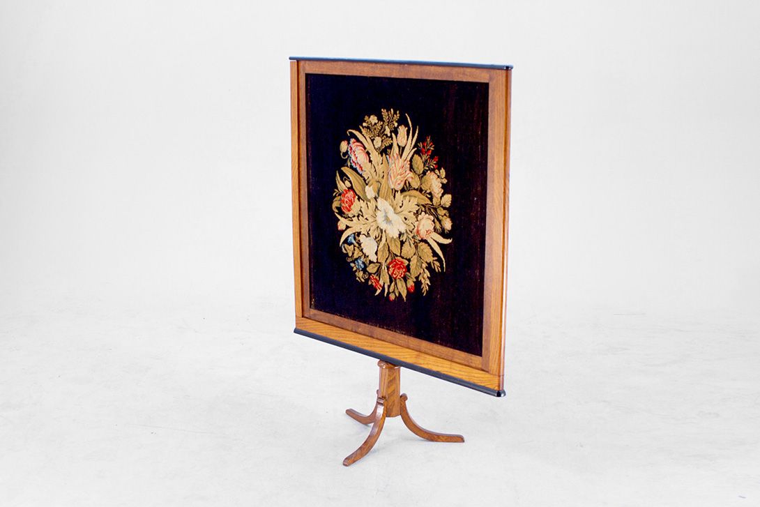 Foto Embroidery Work Framed