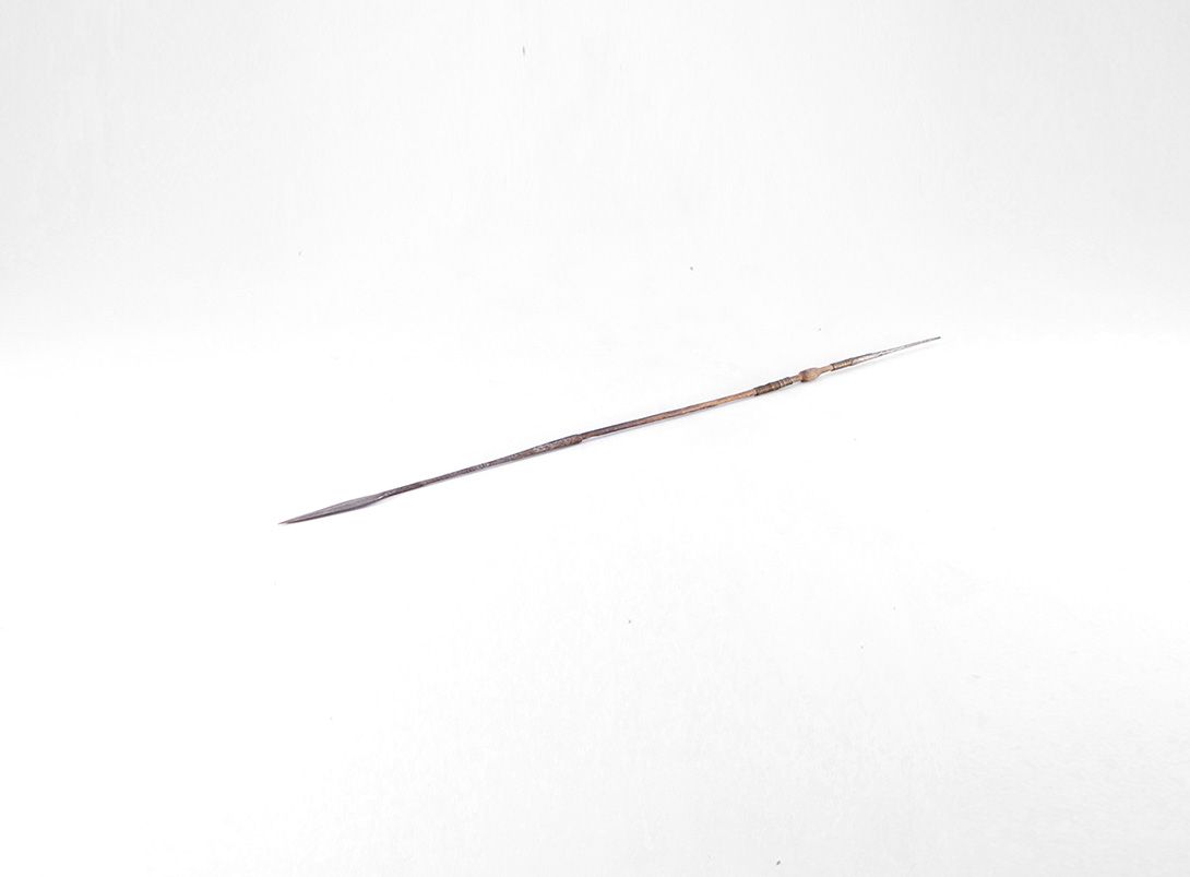 Foto Detailed Antique African Spear h165