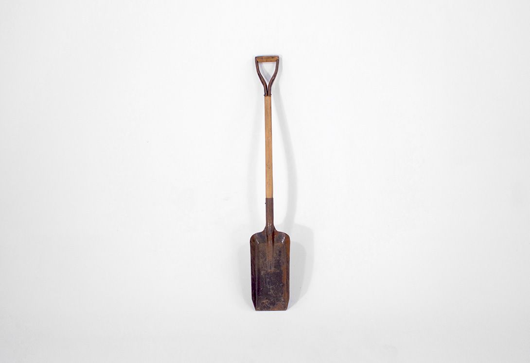 Foto Old Rusty Shovel h131x