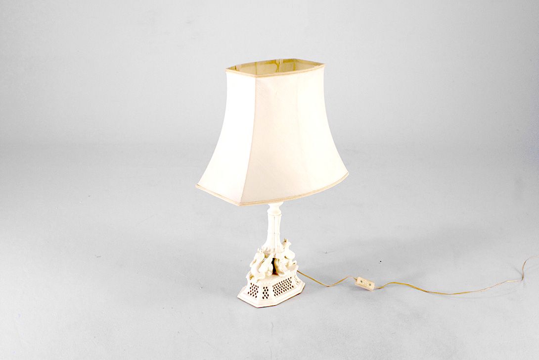 Foto Side Table Porcelain Detailed Lamp h71