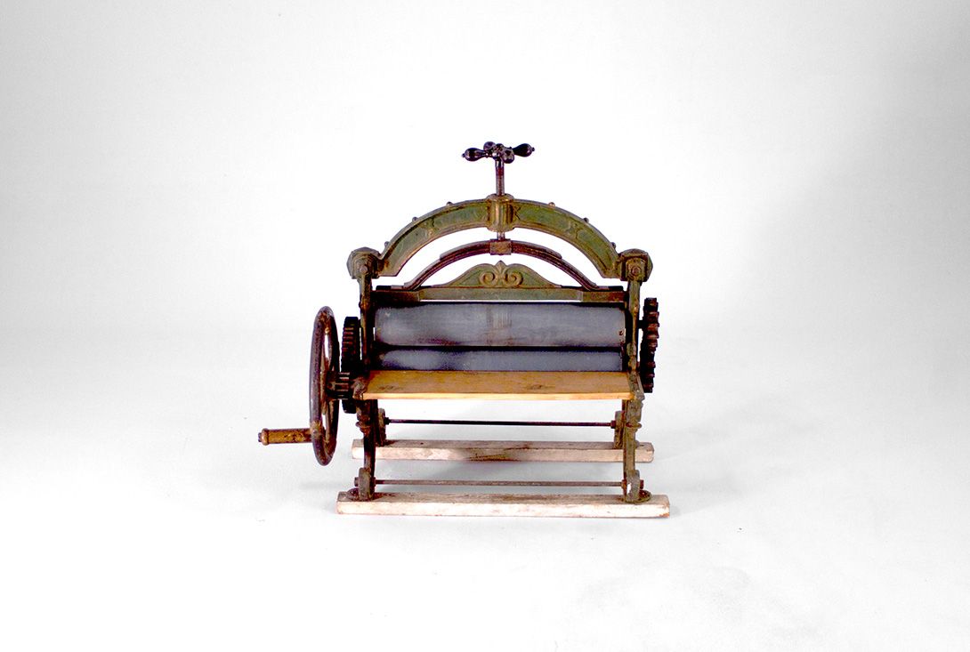 Foto Victorian Cast Iron Mangle h73x83x36