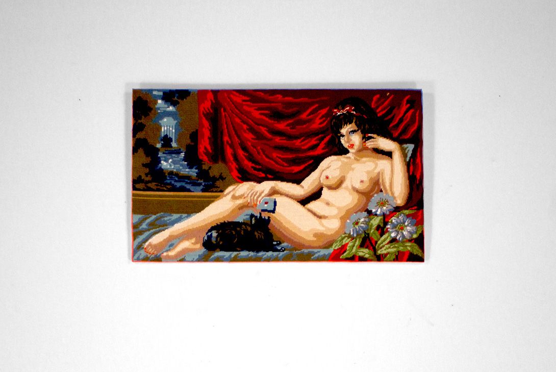 Foto Embroidery Art Hand Stitched Nude Female 20E13