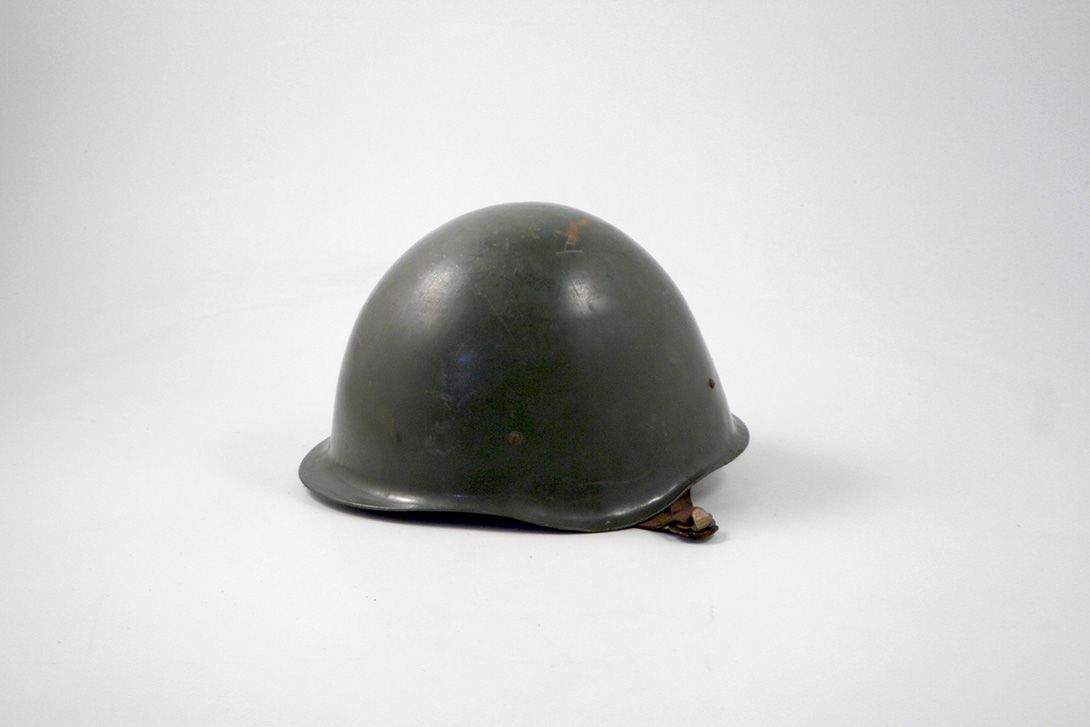 Foto Old Soviet Army Helmet h20x29x26