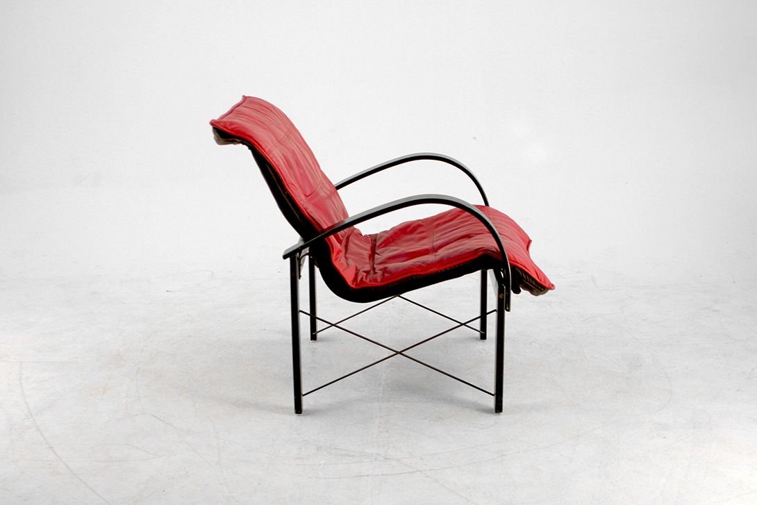 Foto Deep Red Memphis Leather Polhem Armchair by Tord Björklund for Ikea 1982