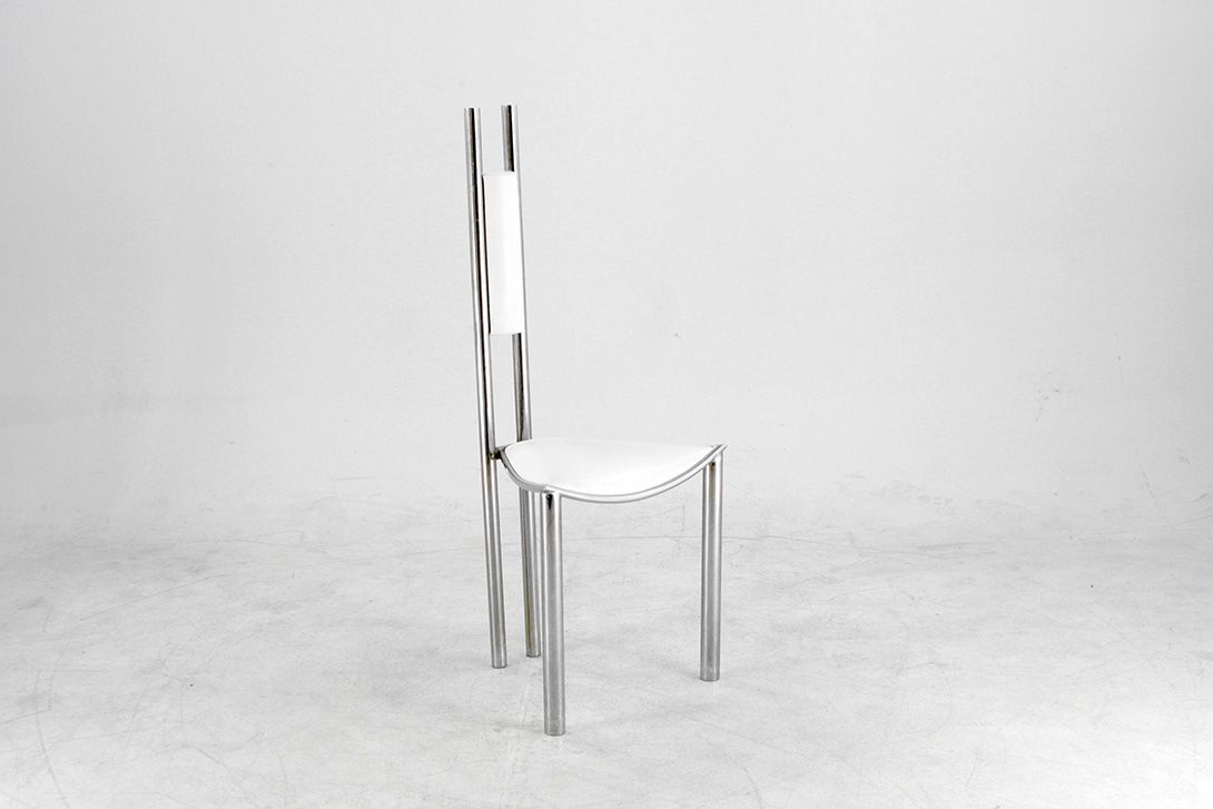 Foto White Leather Memphis Design Chair