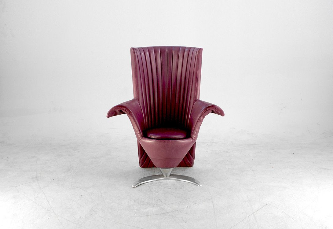Foto Eggplant Purple Leather Memphis Style Armchair