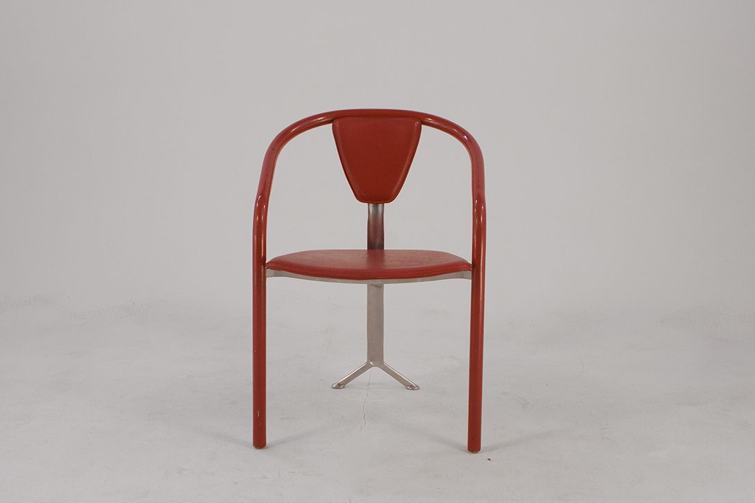Foto Red Memphis Chair Italy 1982