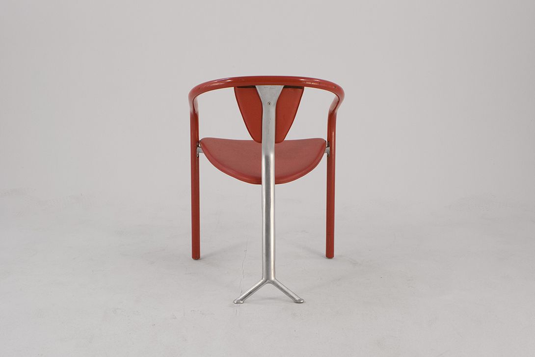 Foto Red Memphis Chair Italy 1982