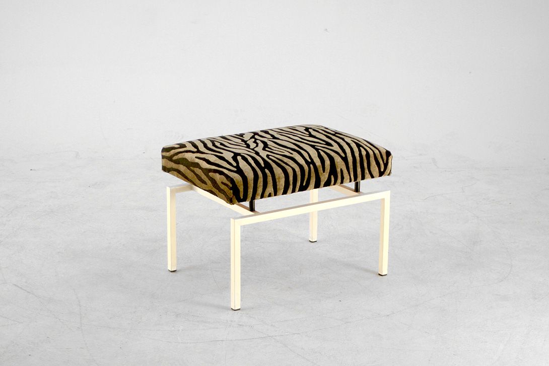 Foto Zebra Pattern Stool with Steps Incorporated h40/86x55x40