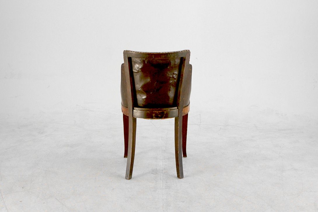 Foto Antique Chair with Leather Seater and Backrest and Wooden Frame h82x45x45