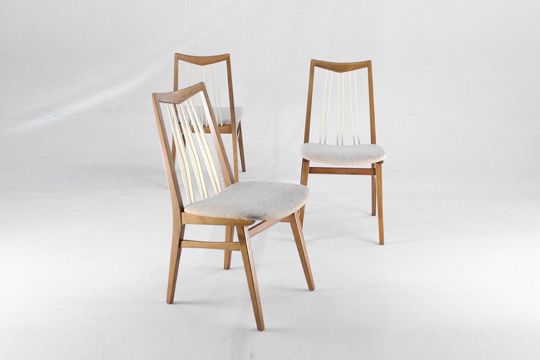 Foto Wooden Chair with Upholstered Seat