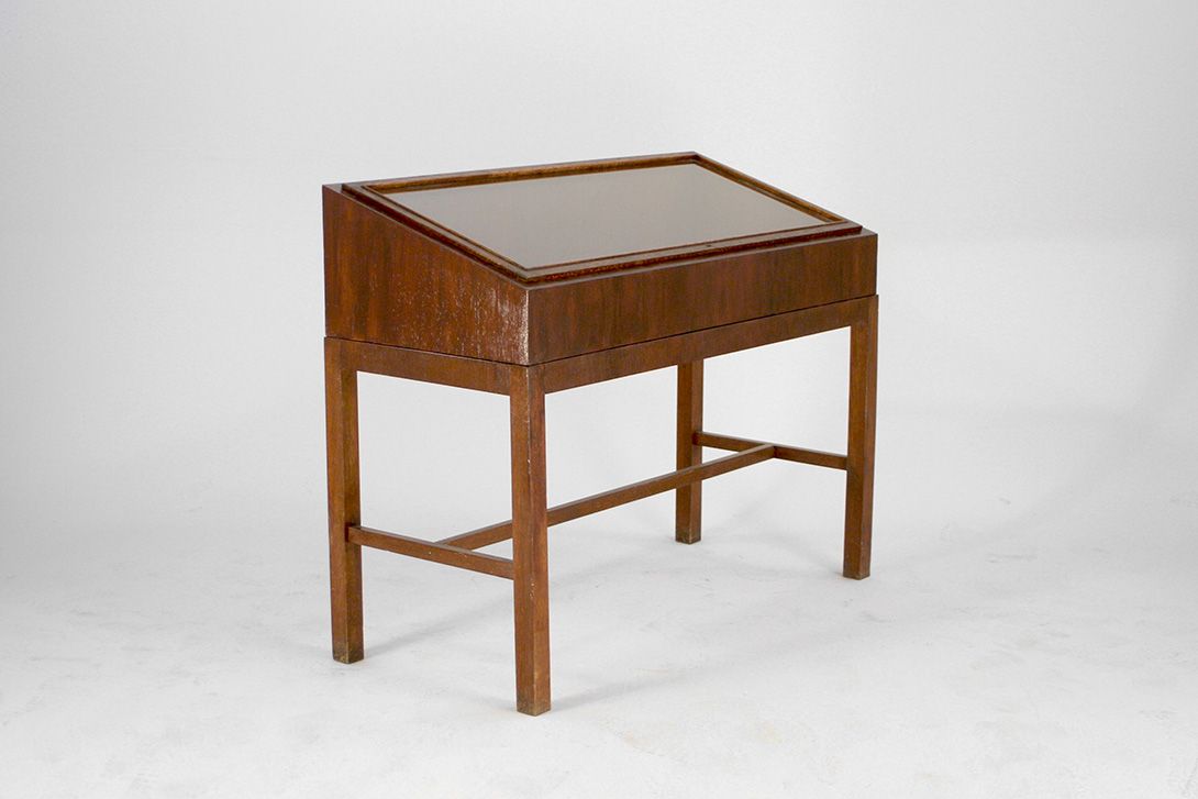 Foto Wooden Showcase Cabinet