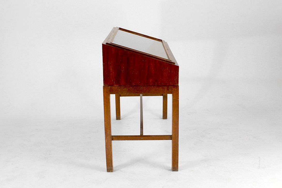 Foto Wooden Showcase Cabinet
