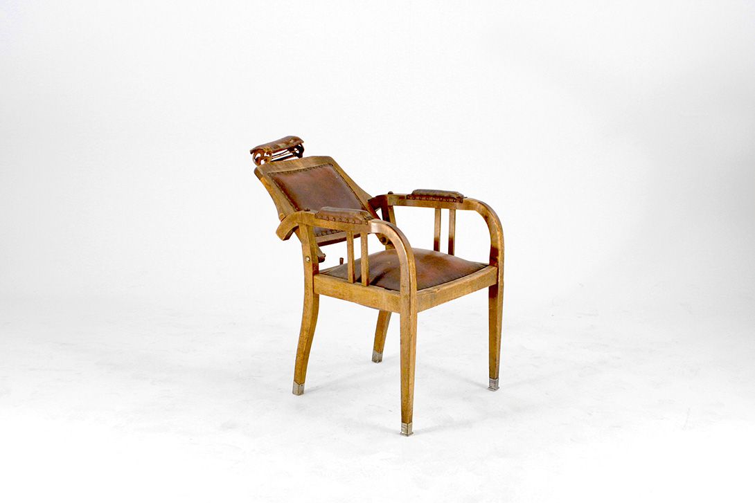 Foto Antique 60&#8217;s Barber Salon Chair DECORATION ONLY
