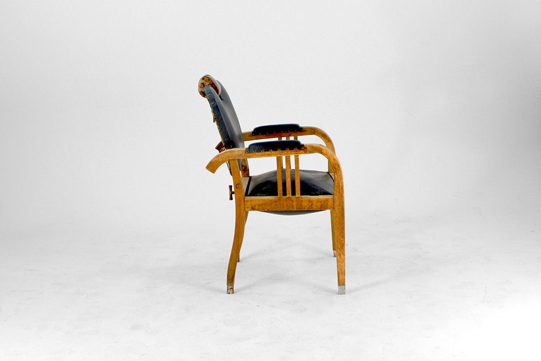 Foto Old Barber Shop Chair 70&#8217;s