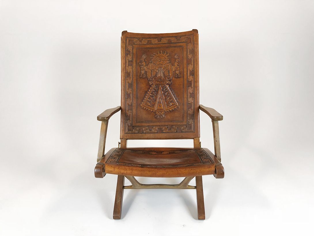 Foto Artesania Peruana De Wilfredo Rios Wooden Leather Chair with High Backrest