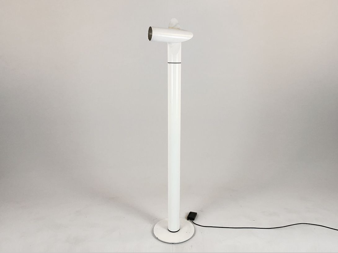 Foto Rotatable White Metal Lamp h185 B2