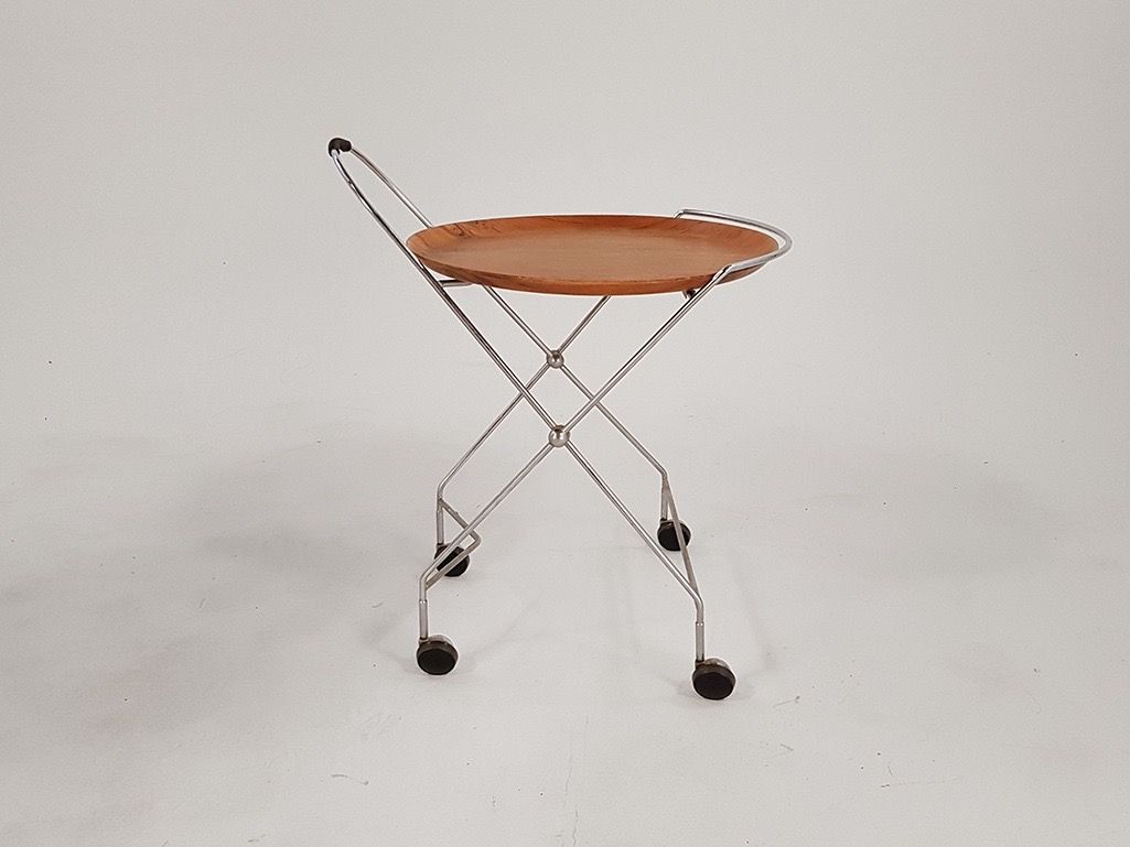 Foto Serving Cart with Silver Frame France 1965 h63x56x45