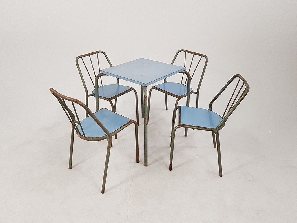 Foto Metal Kitchen Chair with Blue Seating Surface Italy 1962 h76x48x45
