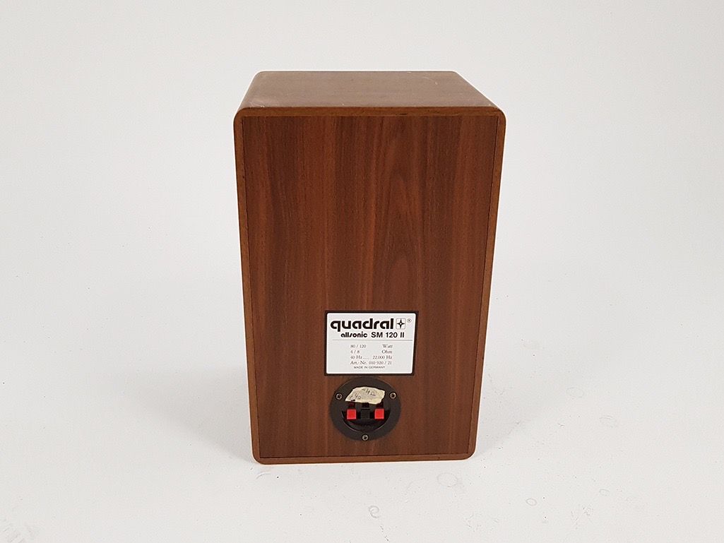 Foto Wooden Loudspeaker h39x26x22