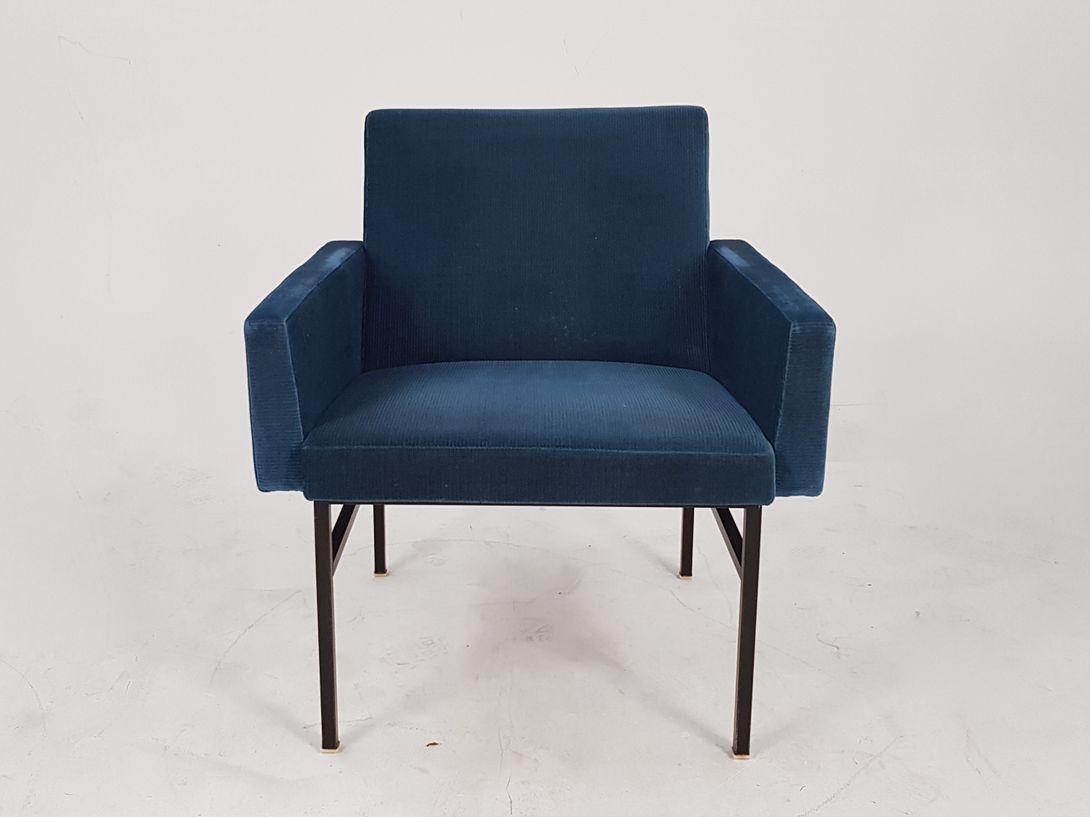 Foto Blue Armchair with Metal Frame h75x67x65 Italy 1956
