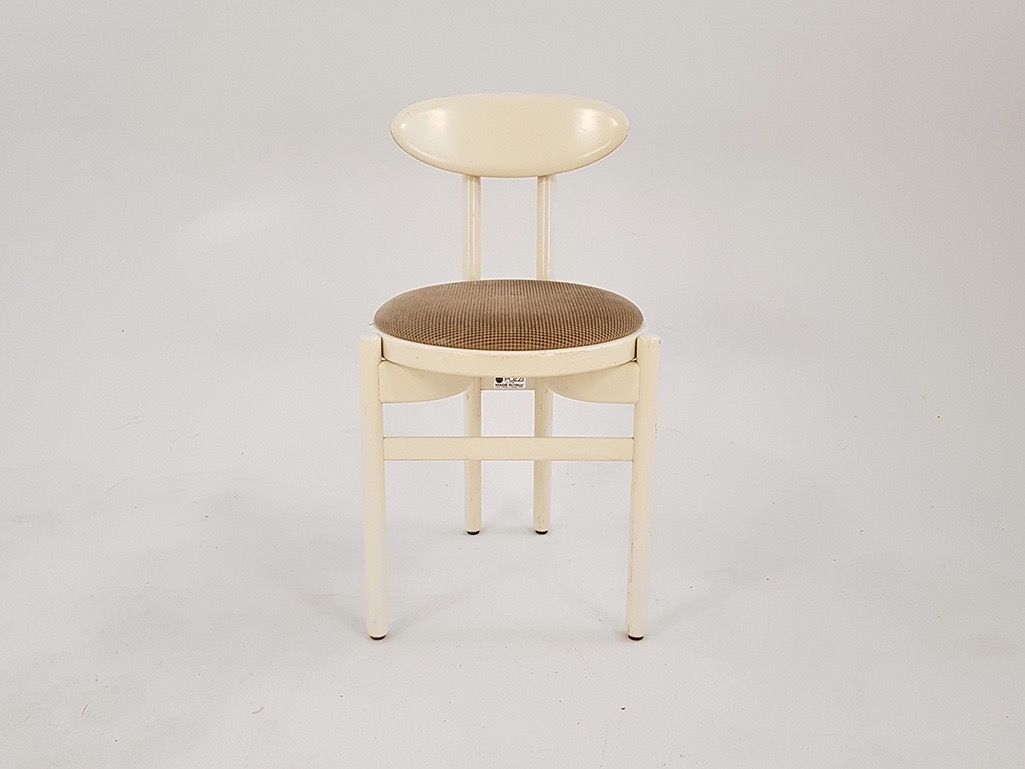 Foto Pozzi Le Sedie Memphis Chair Italy 1981