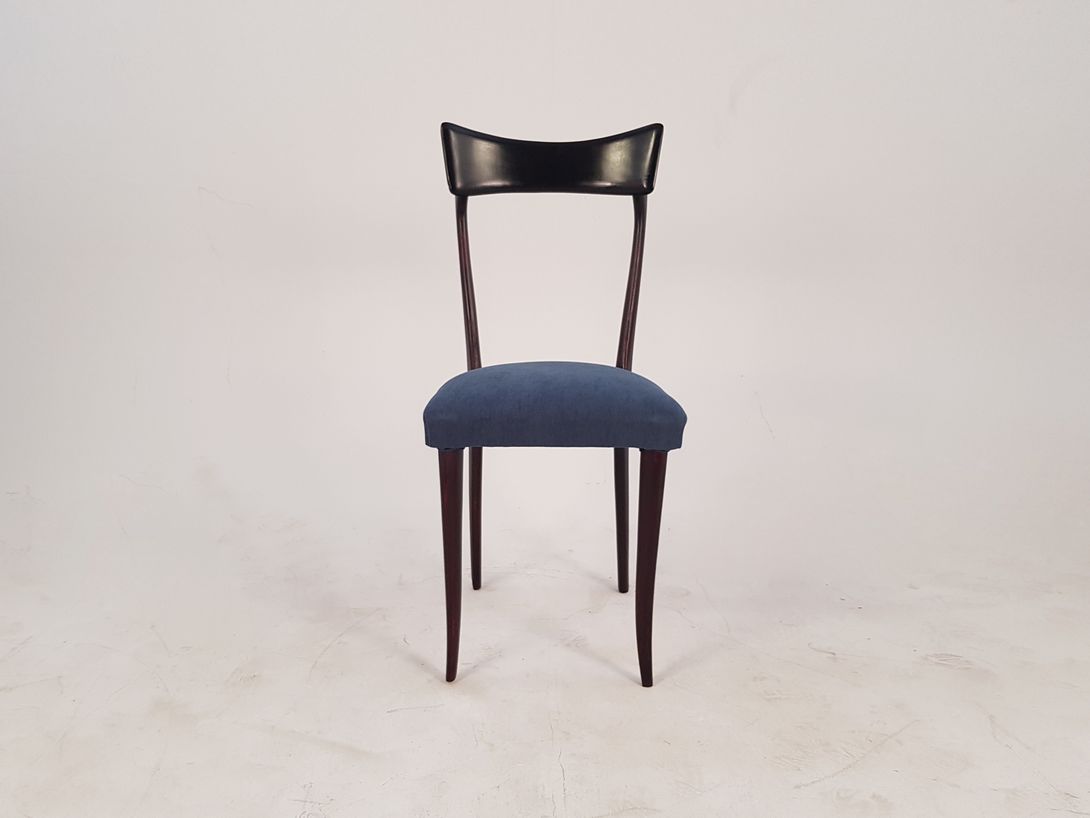Foto Chair with Blue Upholstery and Black Legs