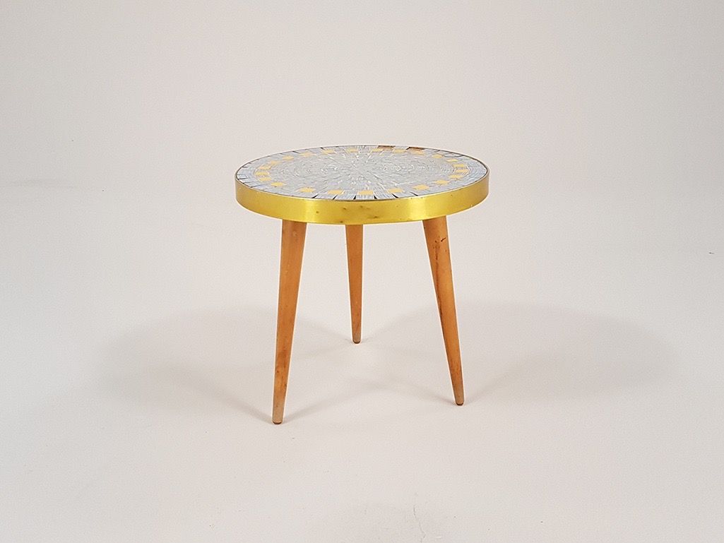 Foto Blue Mosaic Side Table GDR 1958 h27x30