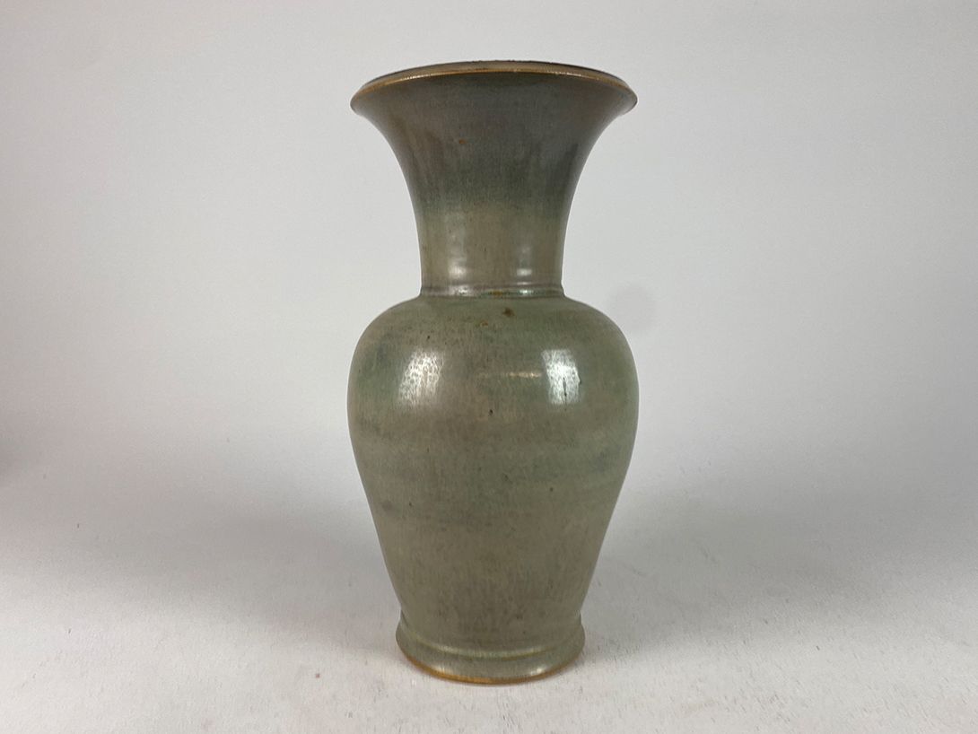 Foto Pale Mint Green Ceramic Vase h43 C7