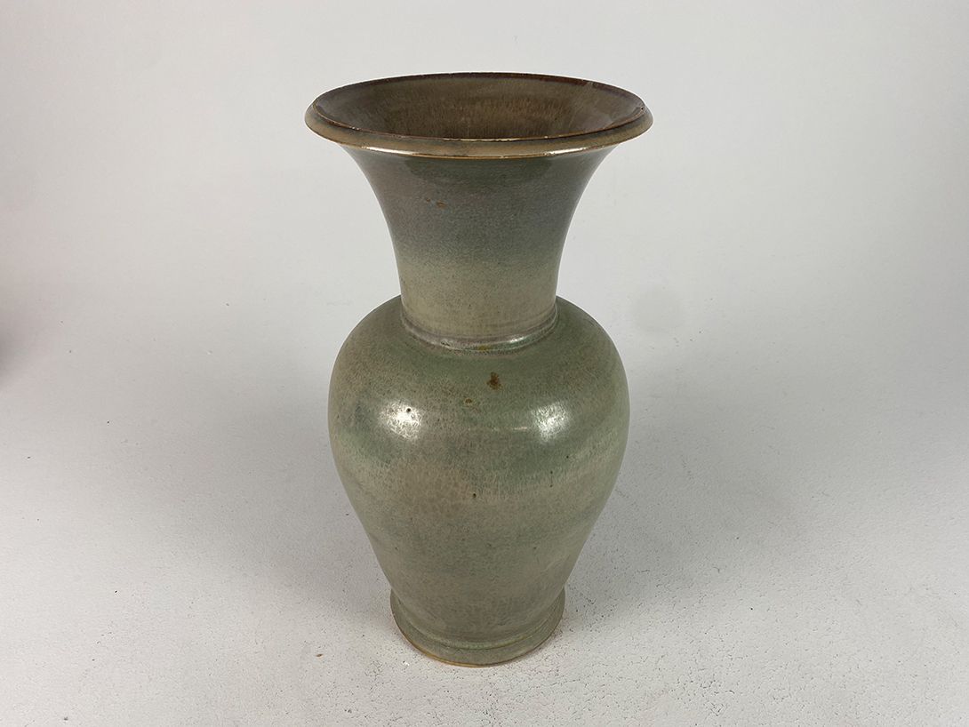 Foto Pale Mint Green Ceramic Vase h43 C7