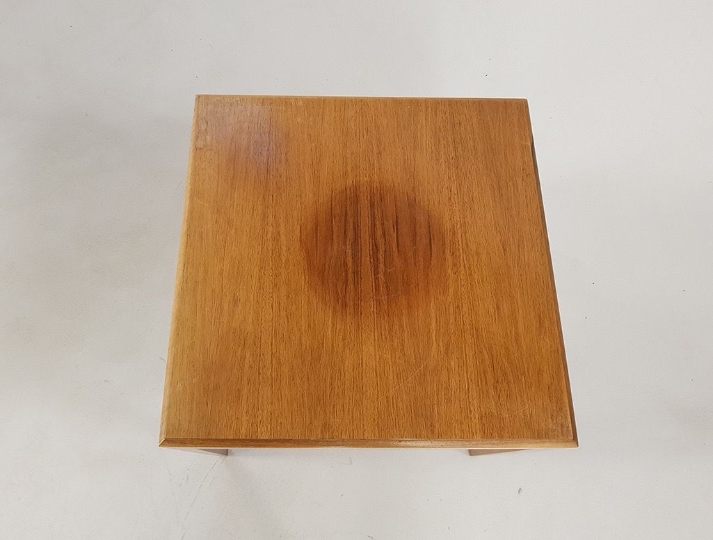 Foto Wooden Side Table h53x59x59