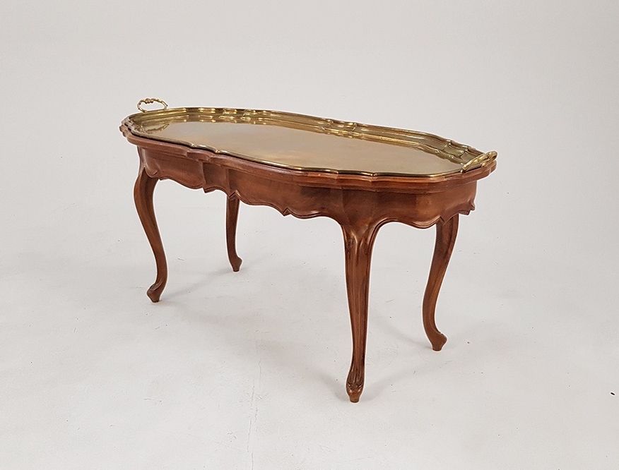 Foto Wooden English Side Table with Detachable Brass Tray 1895 h55x118x57