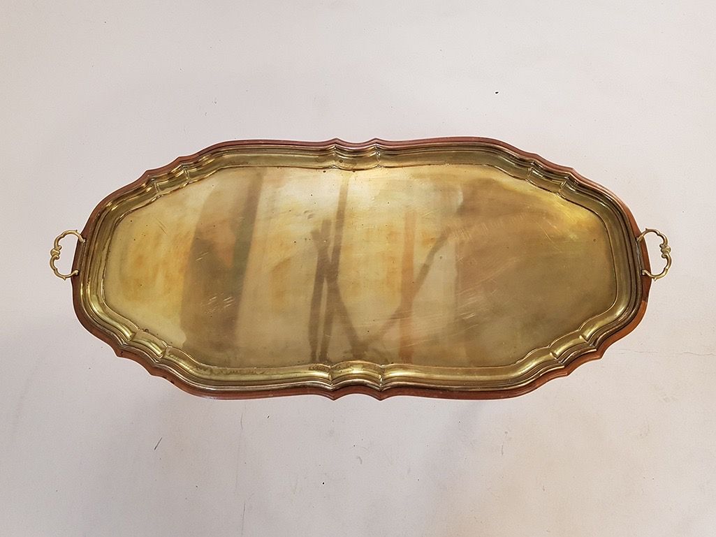 Foto Wooden English Side Table with Detachable Brass Tray 1895 h55x118x57