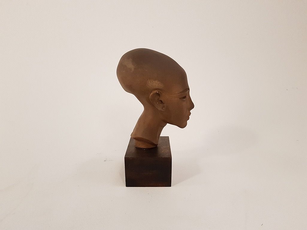 Foto Figurine Head of a Woman h28