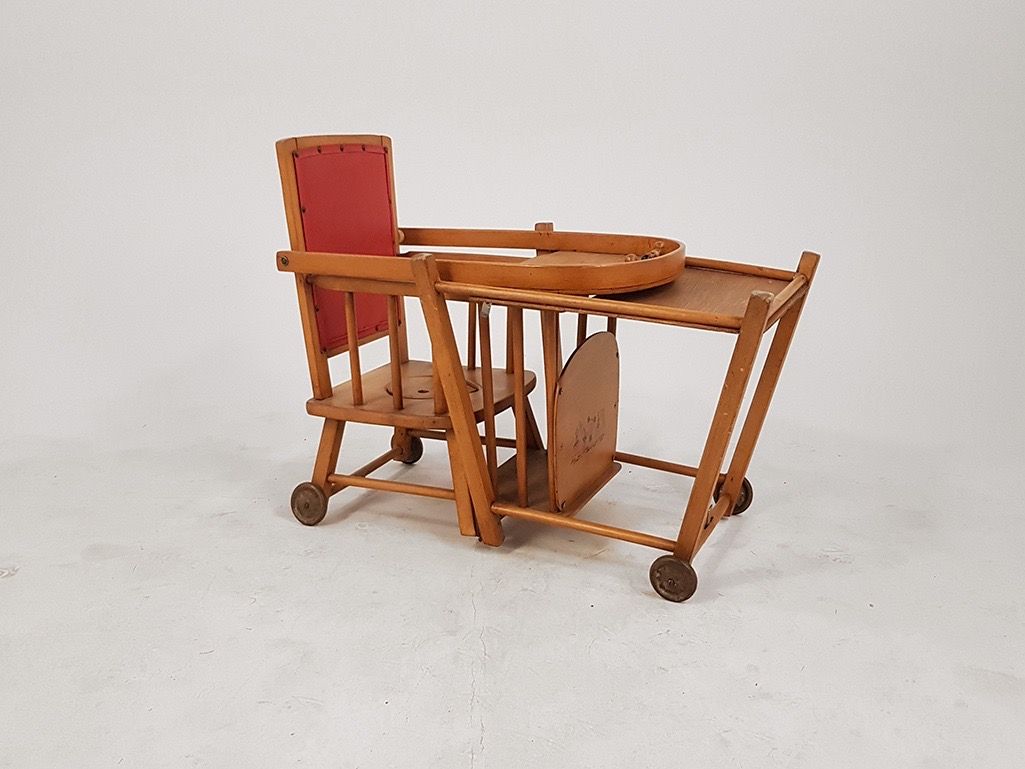 Foto Adjustable Children Highchair h61-102×50&#215;70-80