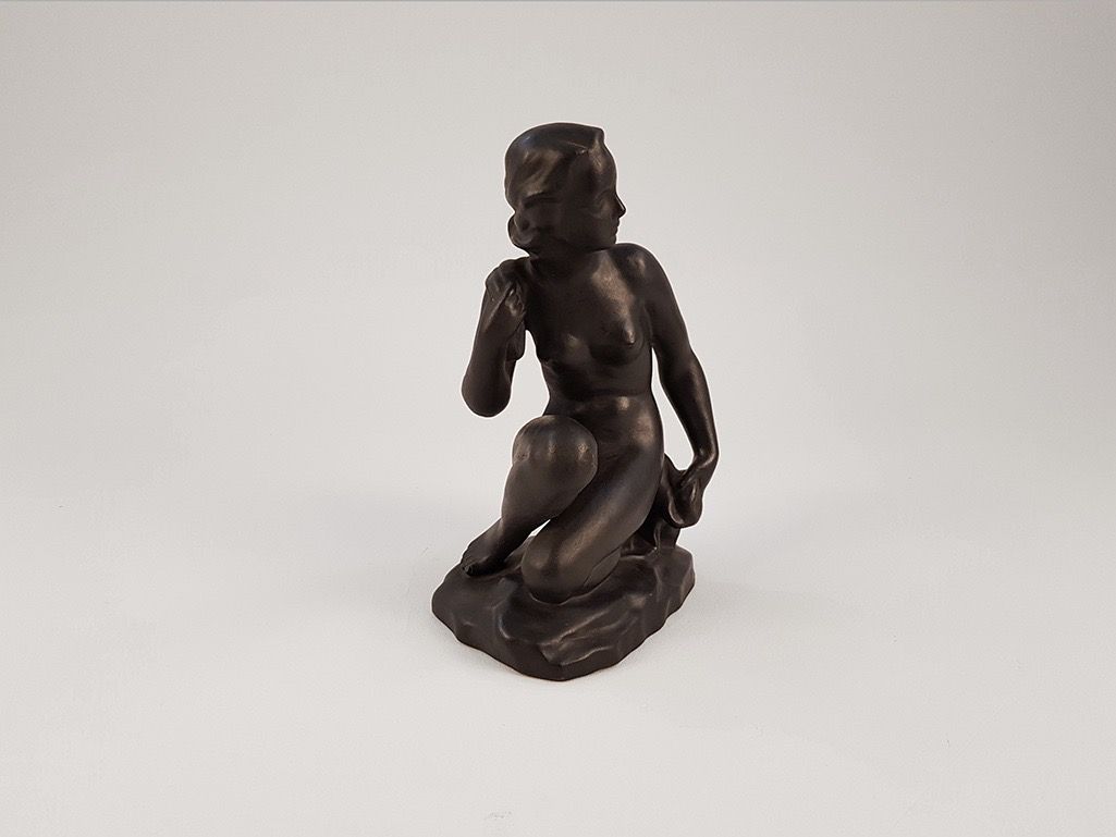 Foto Figurine of a Woman h35x23x16