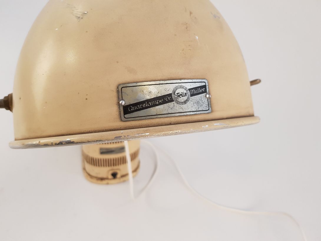 Foto Dr. Felix Müller Quartz Lamp OP h68